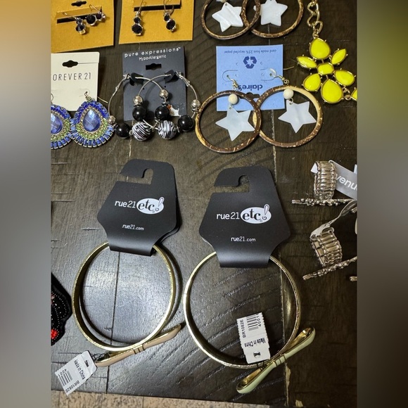 Women’s Jewelry Collection  35+ Stunning Pieces!  Great for Gifts! - Picture 9 of 14